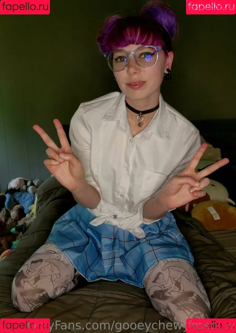 gooeychewycosplay Onlyfans Photo Gallery 