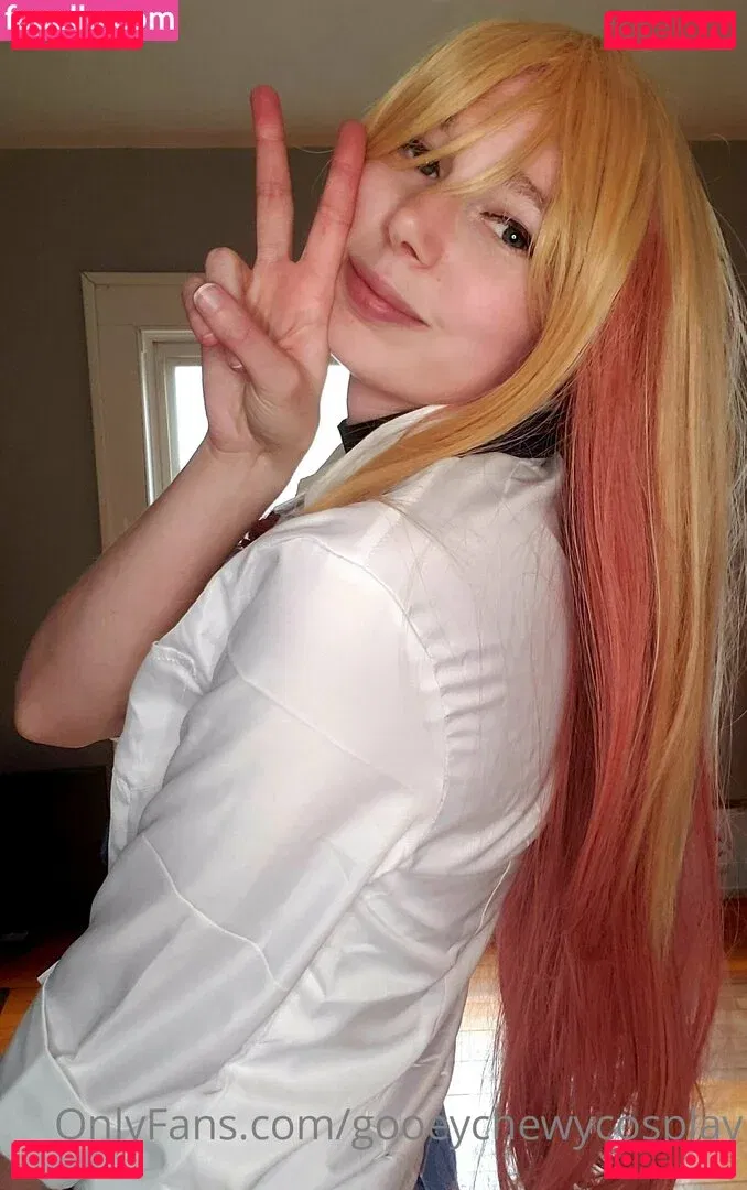 gooeychewycosplay Onlyfans Photo Gallery 