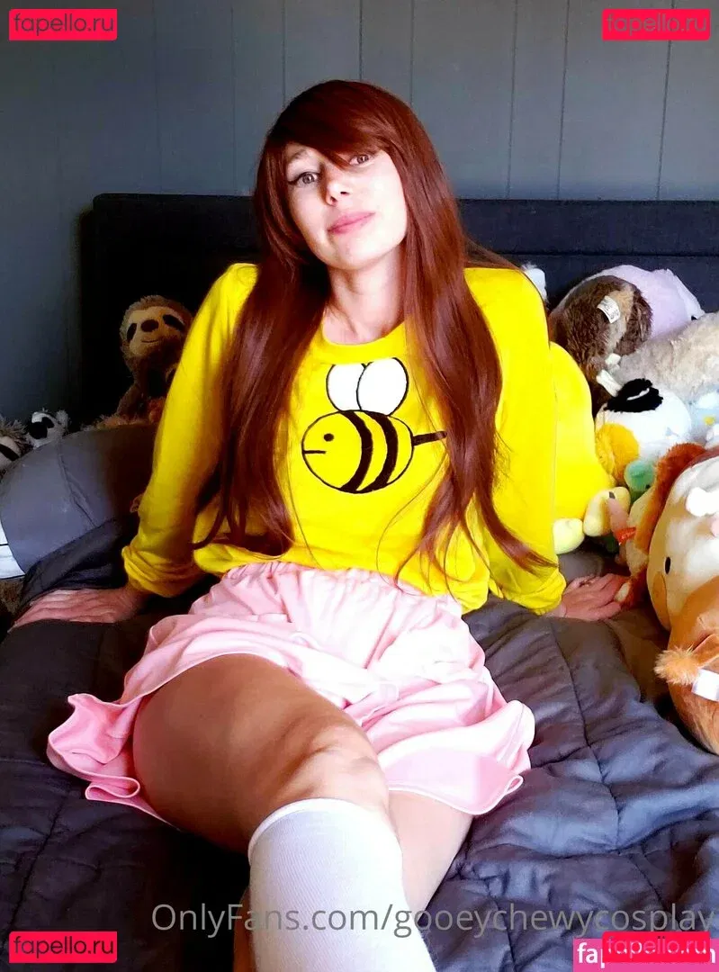 gooeychewycosplay Onlyfans Photo Gallery 