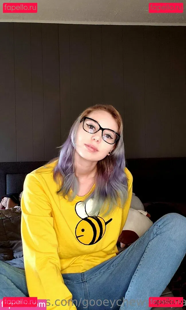 gooeychewycosplay Onlyfans Photo Gallery 