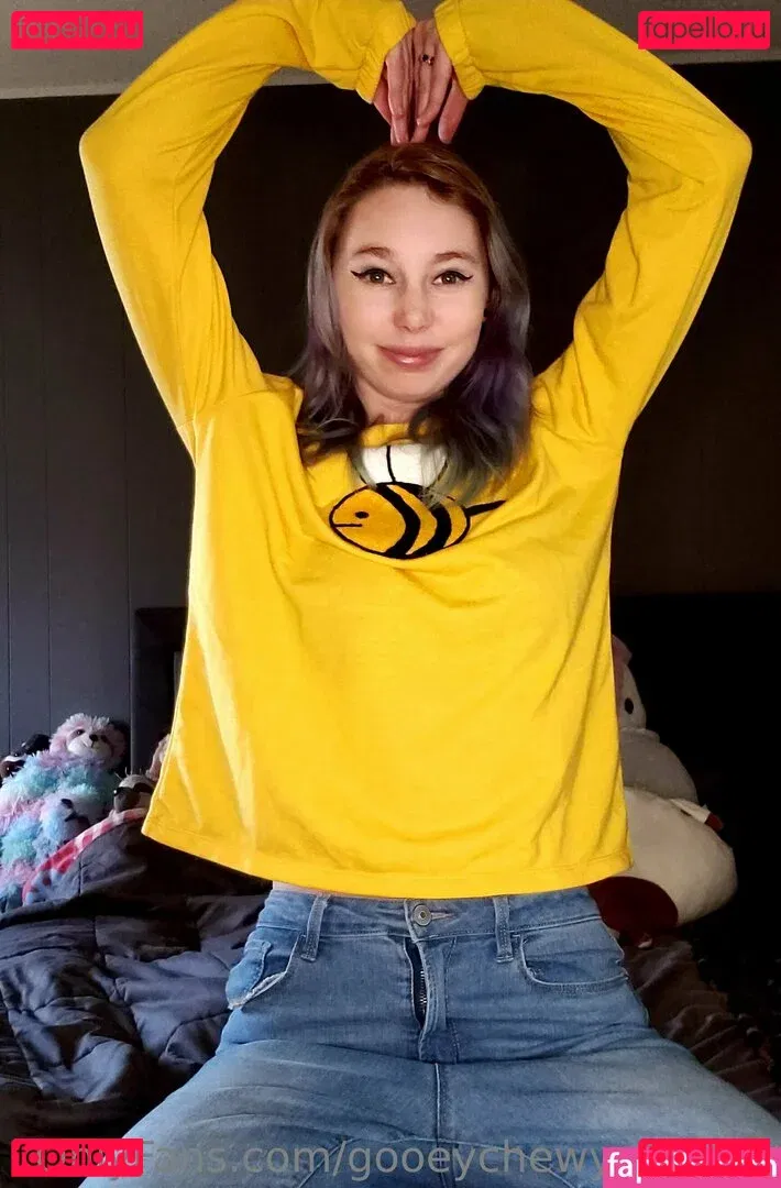 gooeychewycosplay Onlyfans Photo Gallery 