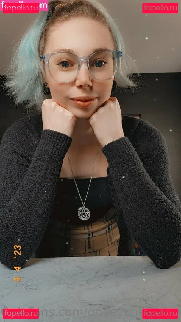 gooeychewycosplay Onlyfans Photo Gallery 