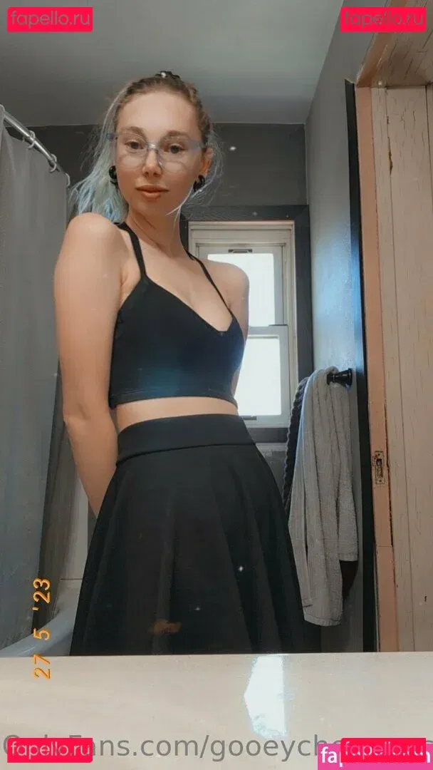 gooeychewycosplay Onlyfans Photo Gallery 