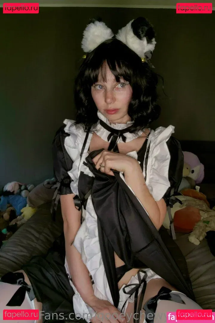 gooeychewycosplay Onlyfans Photo Gallery 