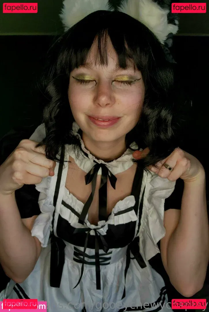 gooeychewycosplay Onlyfans Photo Gallery 