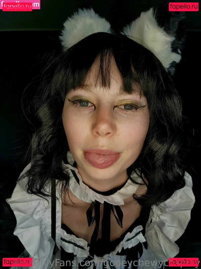 gooeychewycosplay Onlyfans Photo Gallery 