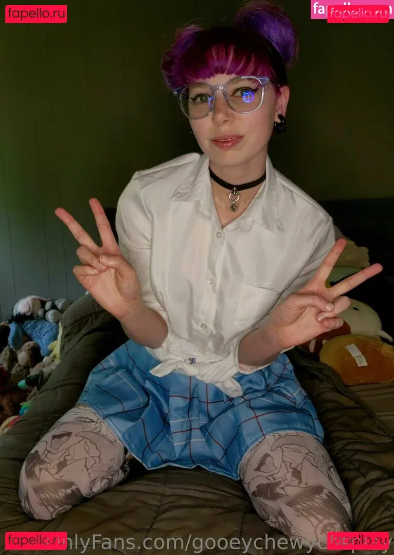 gooeychewycosplay Onlyfans Photo Gallery 