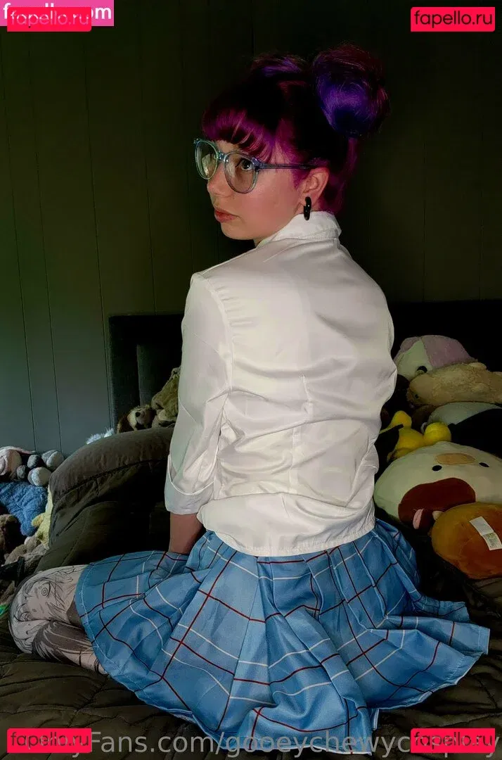 gooeychewycosplay Onlyfans Photo Gallery 