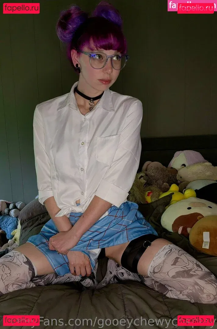 gooeychewycosplay Onlyfans Photo Gallery 