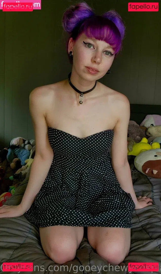 gooeychewycosplay Onlyfans Photo Gallery 