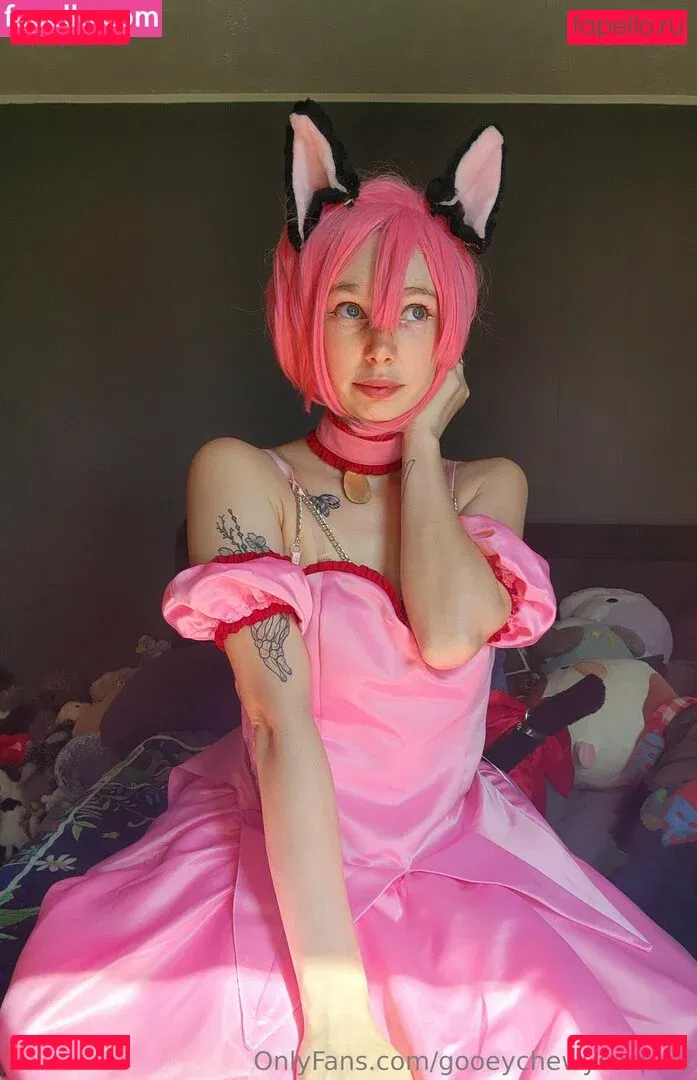 gooeychewycosplay Onlyfans Photo Gallery 