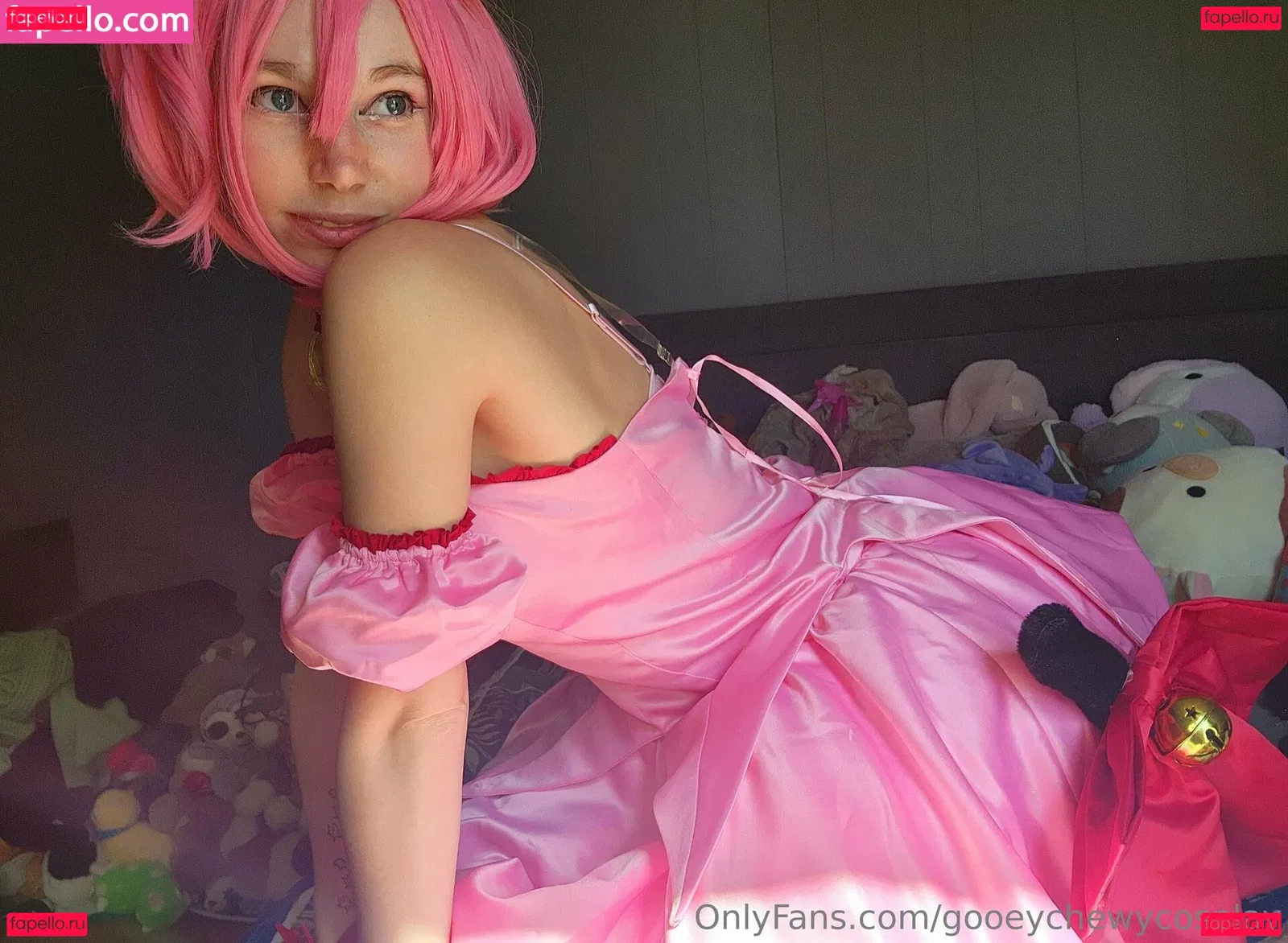 gooeychewycosplay Onlyfans Photo Gallery 