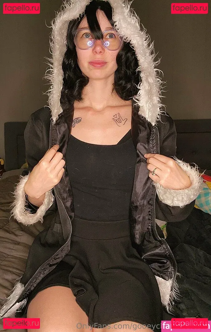 gooeychewycosplay Onlyfans Photo Gallery 