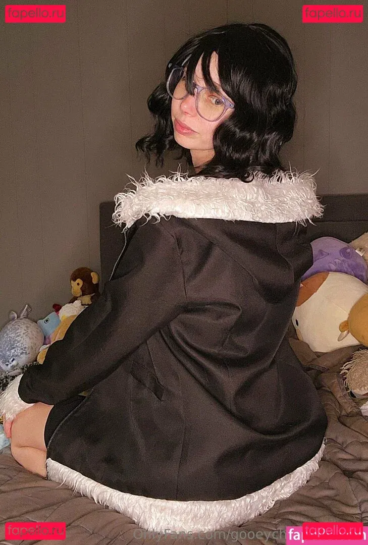 gooeychewycosplay Onlyfans Photo Gallery 