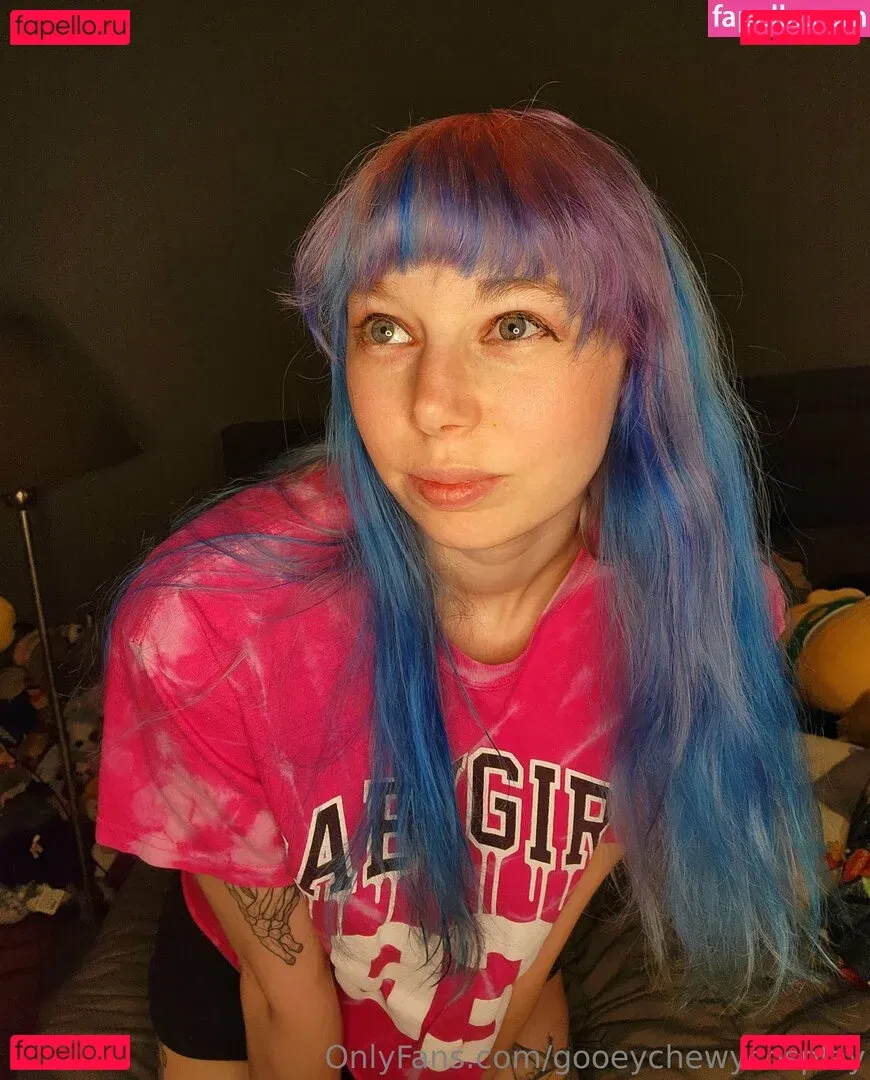 gooeychewycosplay Onlyfans Photo Gallery 