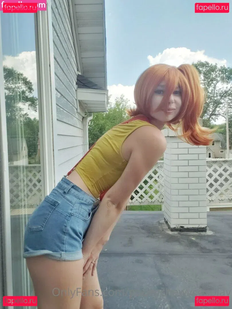 gooeychewycosplay Onlyfans Photo Gallery 