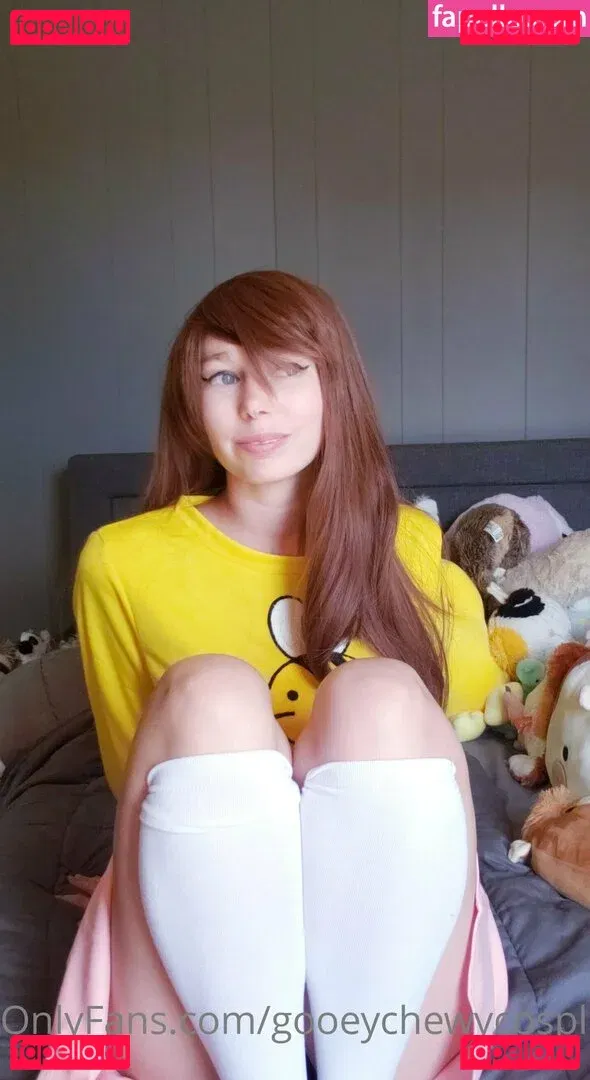 gooeychewycosplay Onlyfans Photo Gallery 