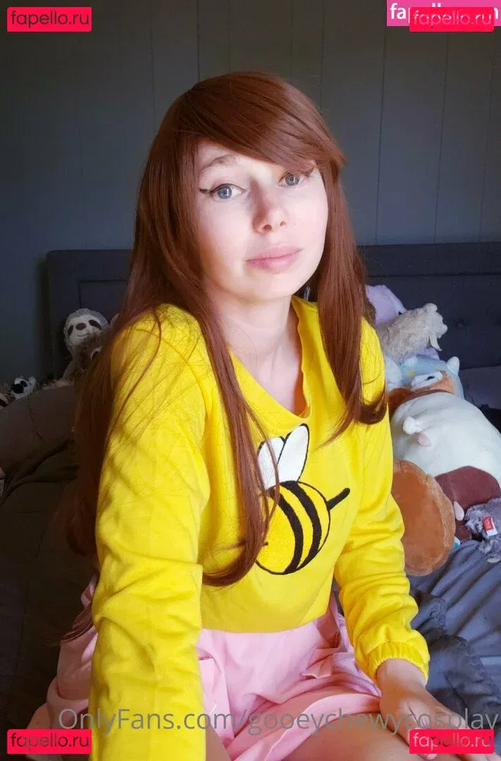 gooeychewycosplay Onlyfans Photo Gallery 