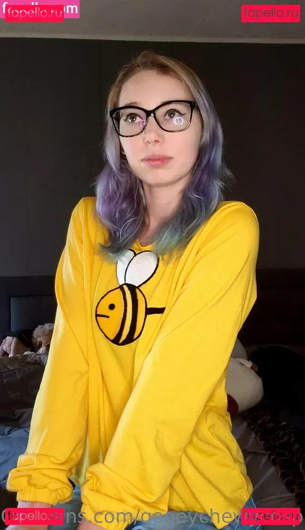 gooeychewycosplay Onlyfans Photo Gallery 