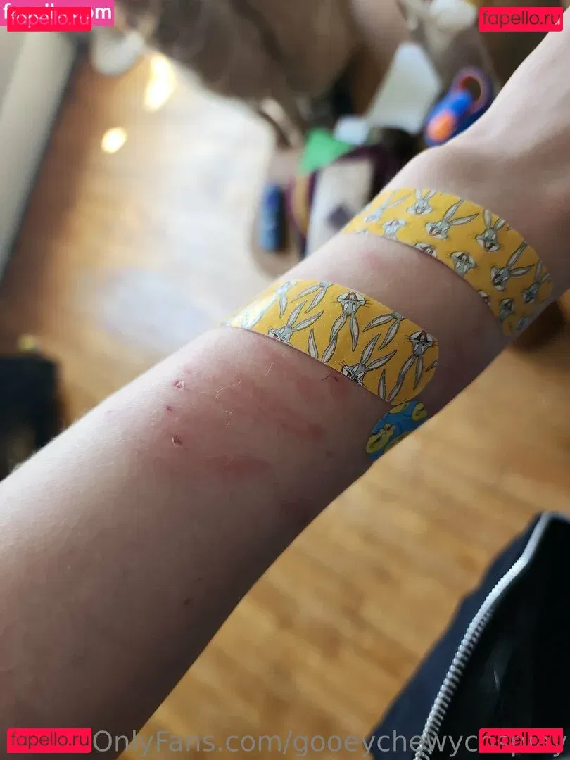 gooeychewycosplay Onlyfans Photo Gallery 