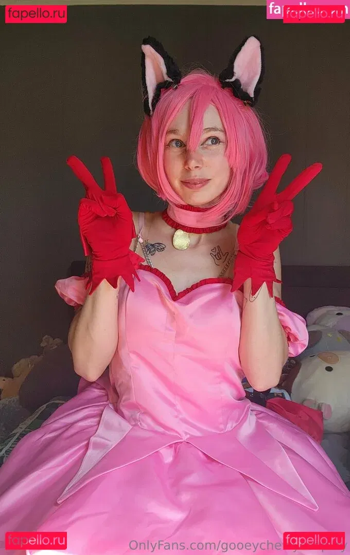 gooeychewycosplay Onlyfans Photo Gallery 