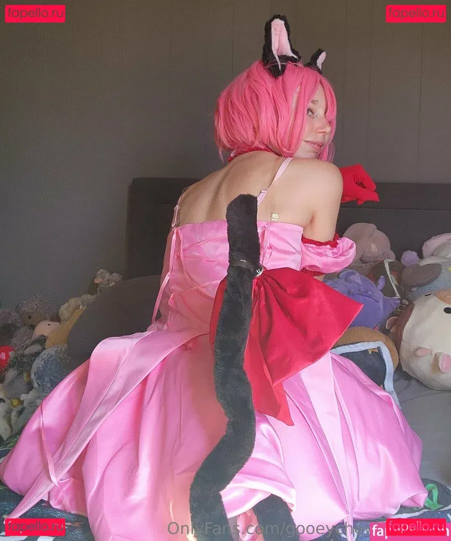 gooeychewycosplay Onlyfans Photo Gallery 