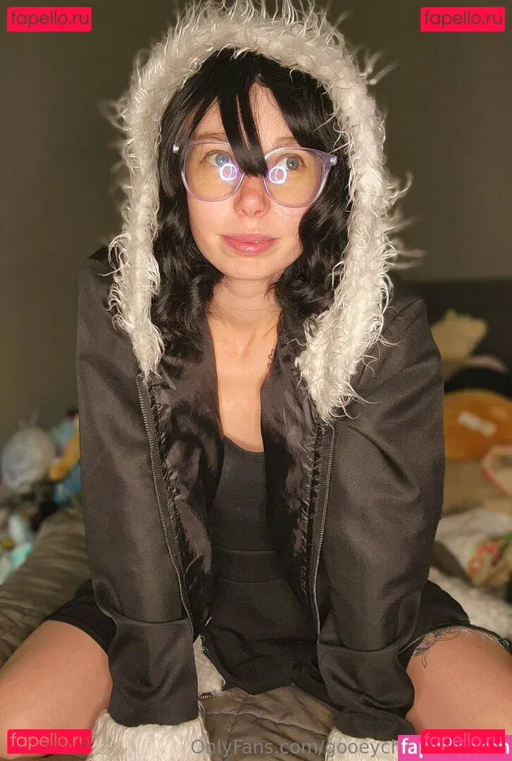 gooeychewycosplay Onlyfans Photo Gallery 