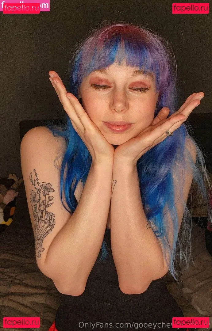 gooeychewycosplay Onlyfans Photo Gallery 