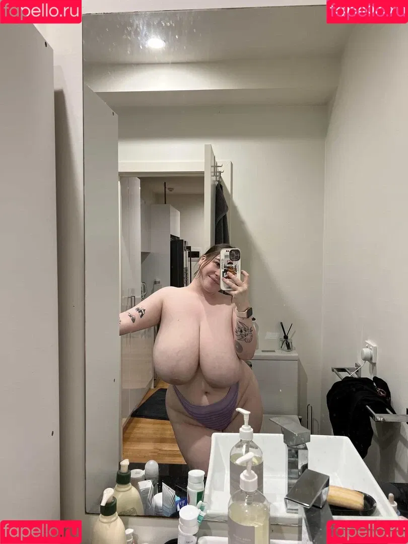 arifaith Onlyfans Photo Gallery 