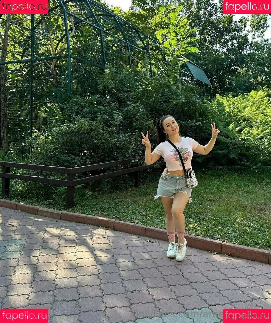 amelia_ameli Onlyfans Photo Gallery 