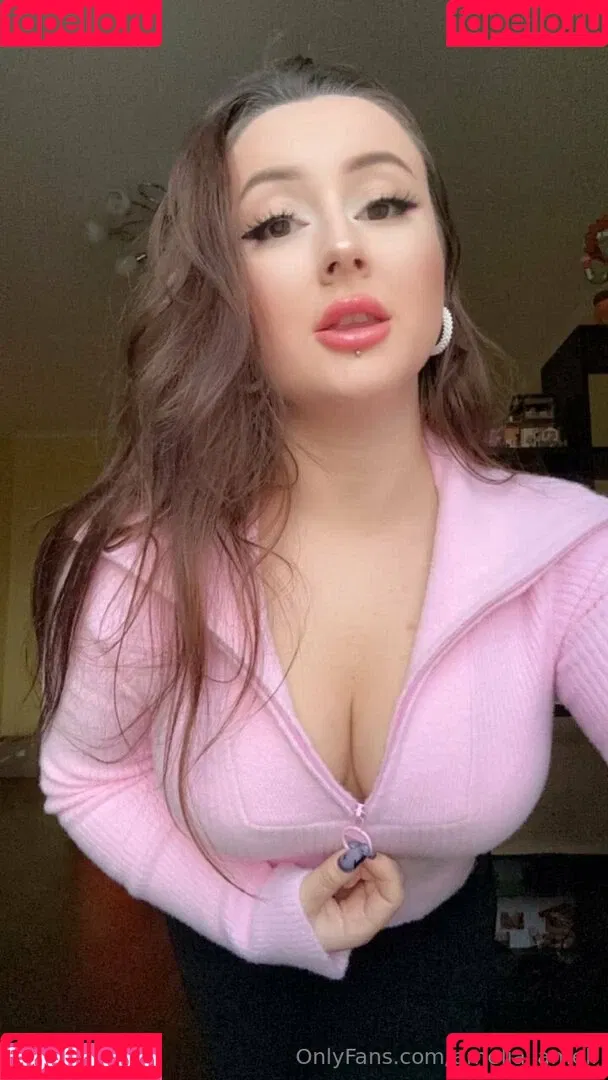 amelia_ameli Onlyfans Photo Gallery 