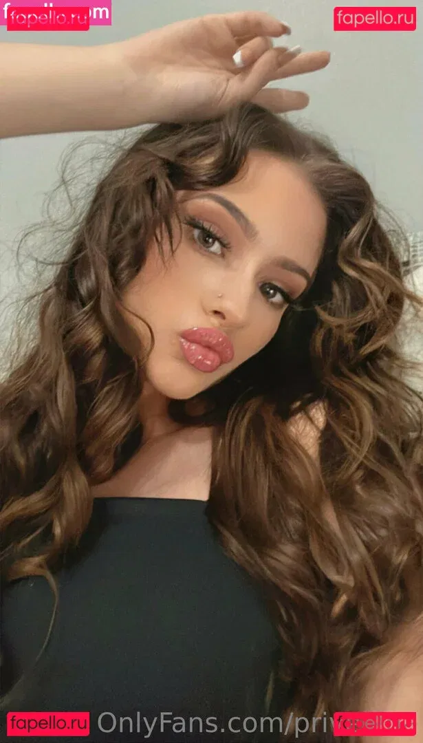 elenaprivates Onlyfans Photo Gallery 