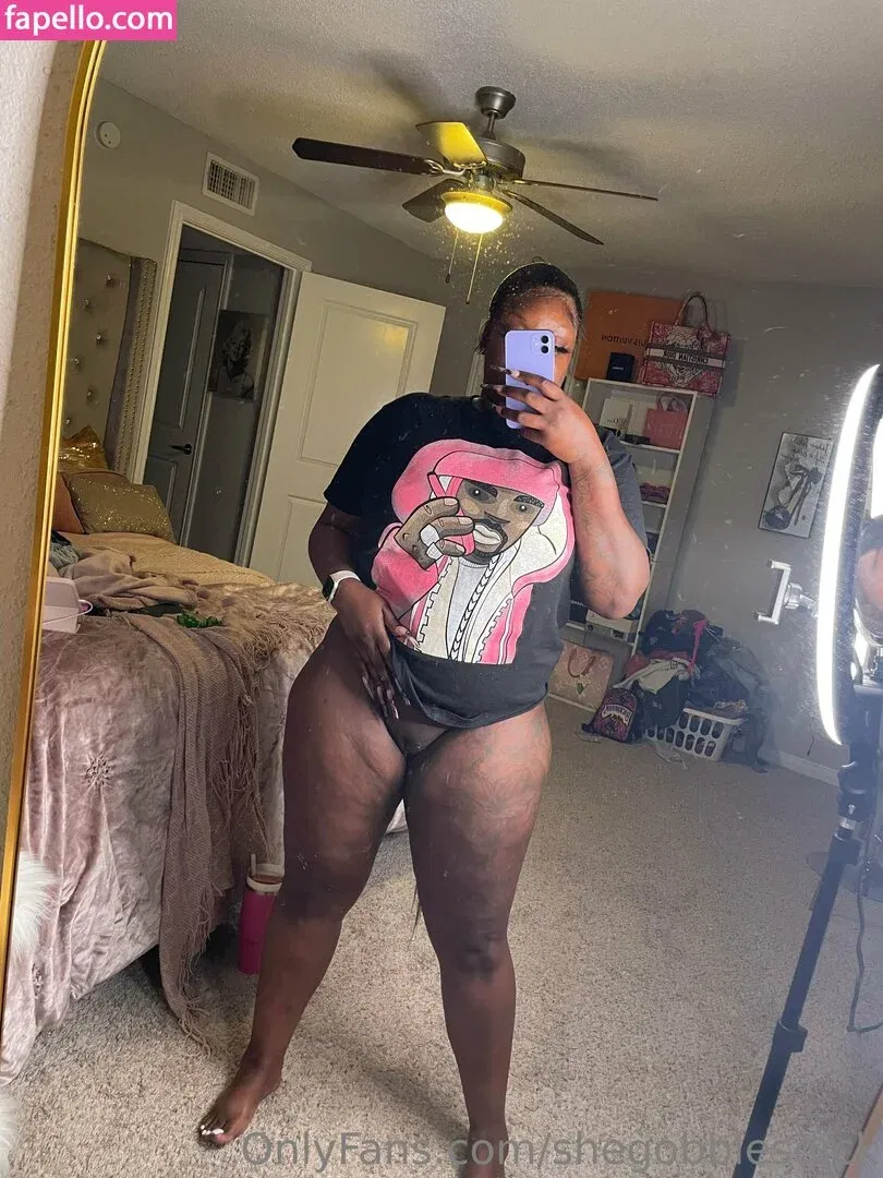 shegobblesdick Onlyfans Photo Gallery 