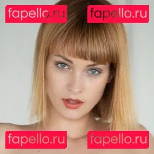 Zu Zakova Onlyfans Photo Gallery 