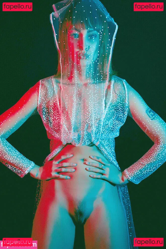 Zu Zakova Onlyfans Photo Gallery 