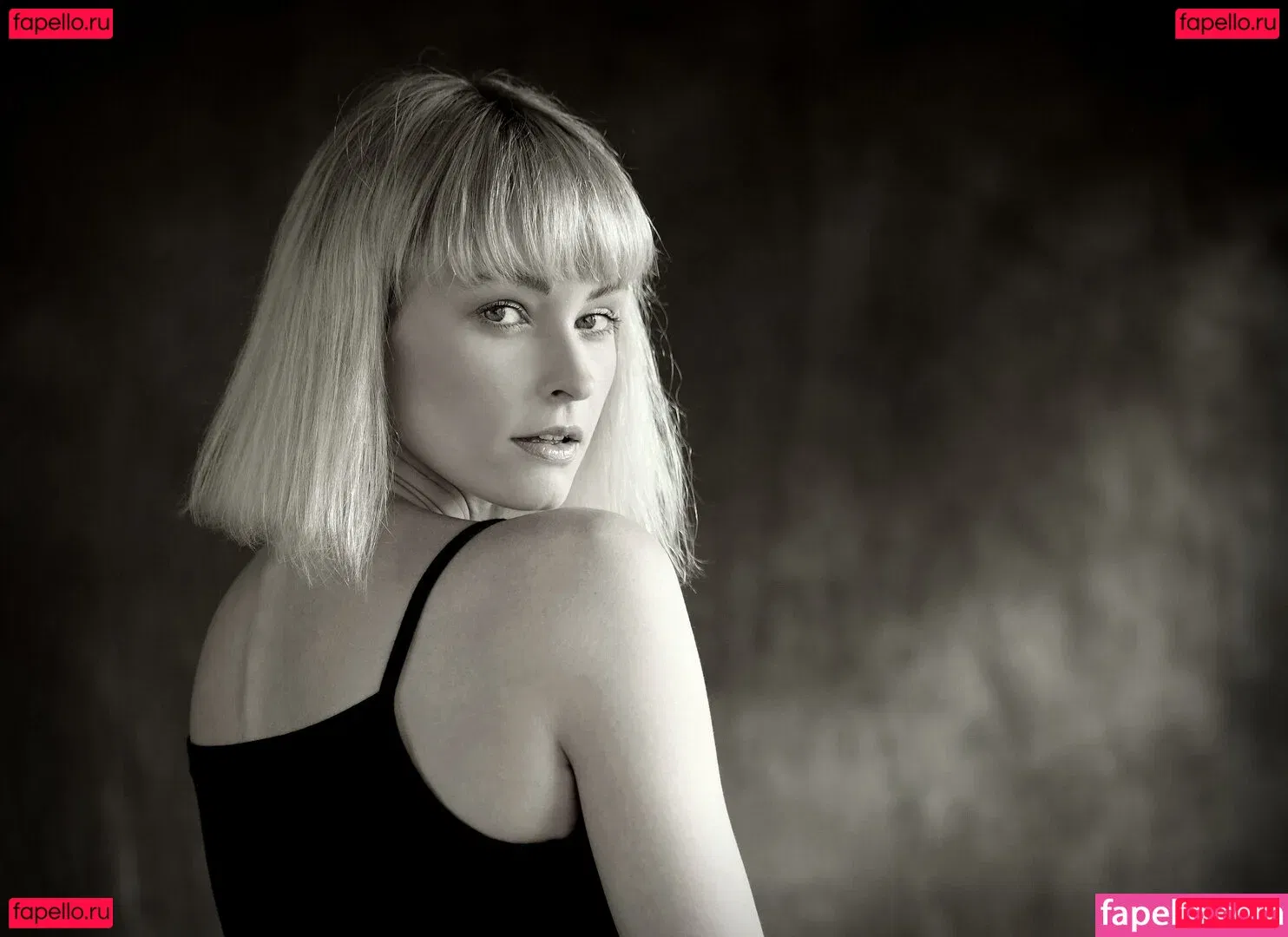 Zu Zakova Onlyfans Photo Gallery 