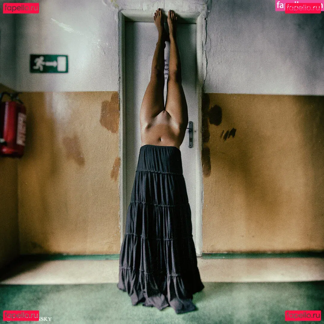 Zu Zakova Onlyfans Photo Gallery 