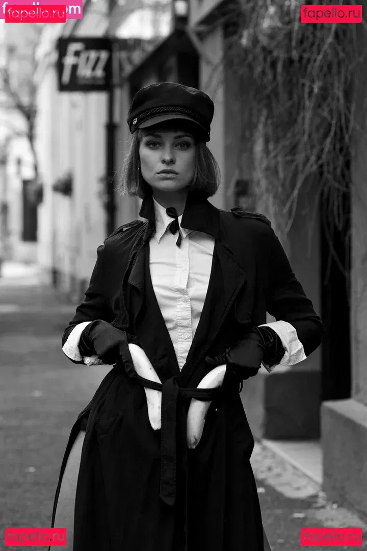 Zu Zakova Onlyfans Photo Gallery 