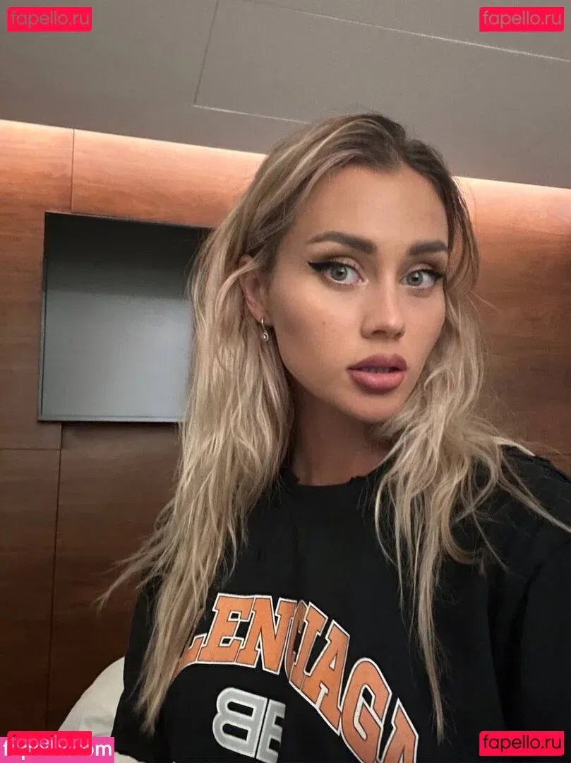 Milash Hub Onlyfans Photo Gallery 