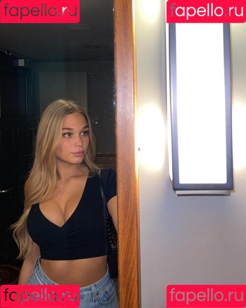 theresaxre Onlyfans Photo Gallery 