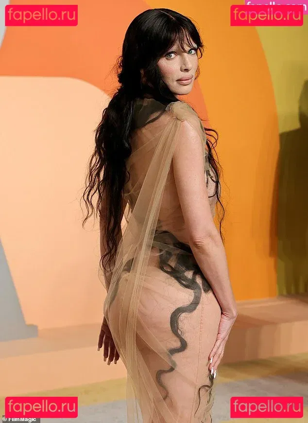 Juli Fox Onlyfans Photo Gallery 