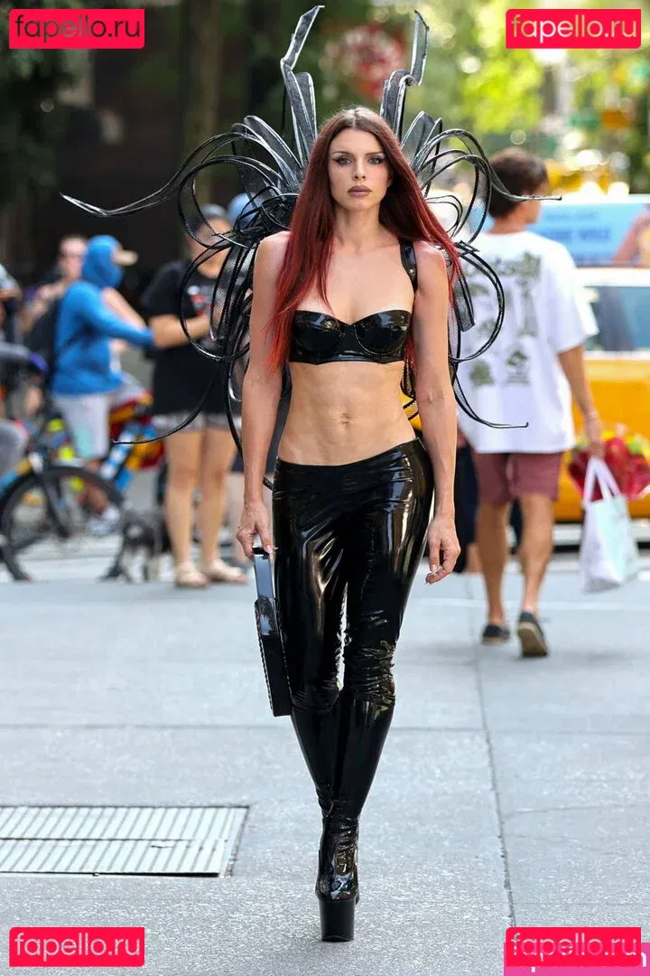 Juli Fox Onlyfans Photo Gallery 