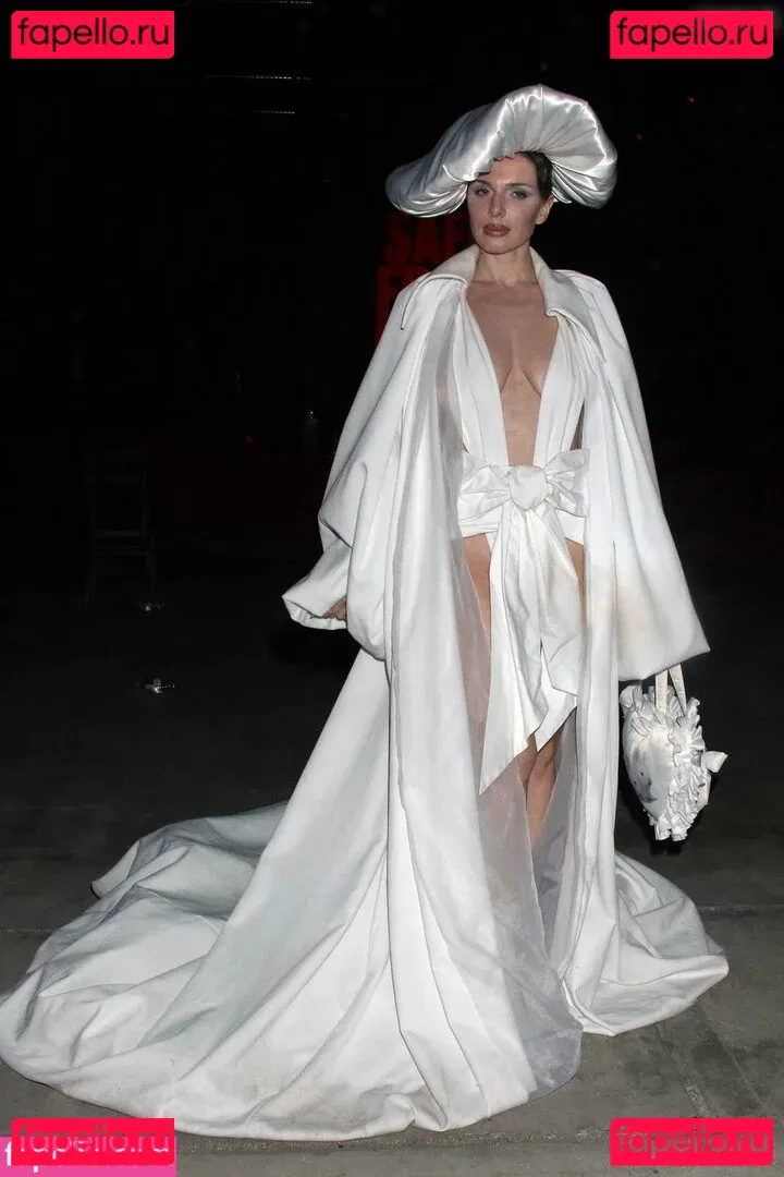 Juli Fox Onlyfans Photo Gallery 