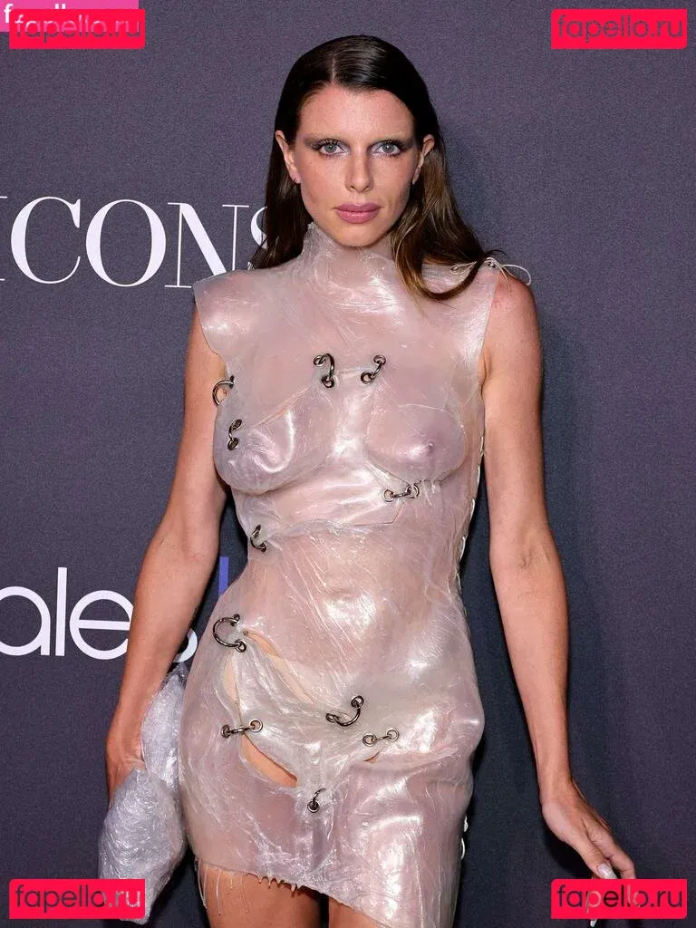 Juli Fox Onlyfans Photo Gallery 