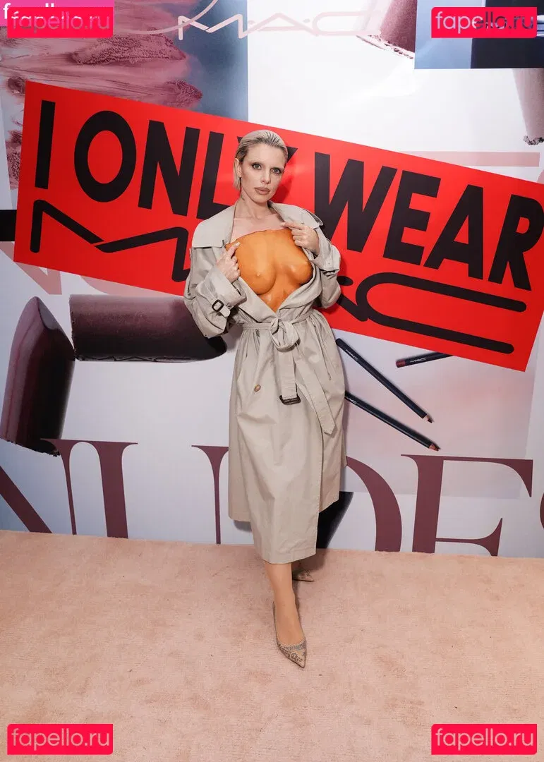 Juli Fox Onlyfans Photo Gallery 