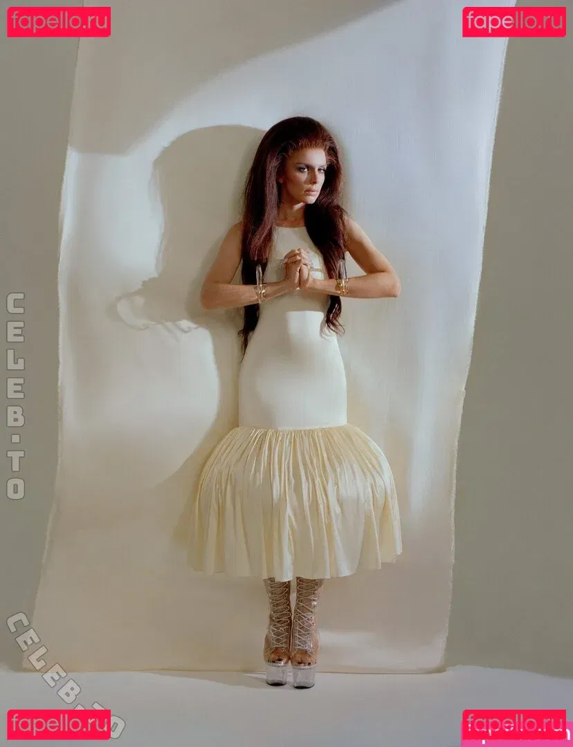 Juli Fox Onlyfans Photo Gallery 