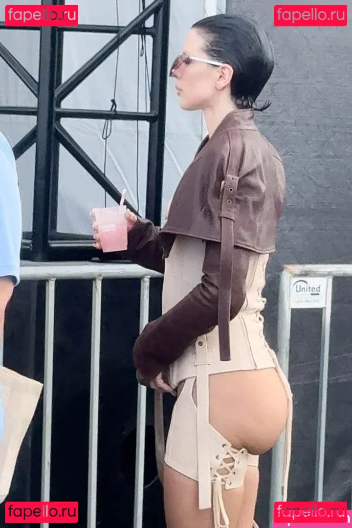 Juli Fox Onlyfans Photo Gallery 