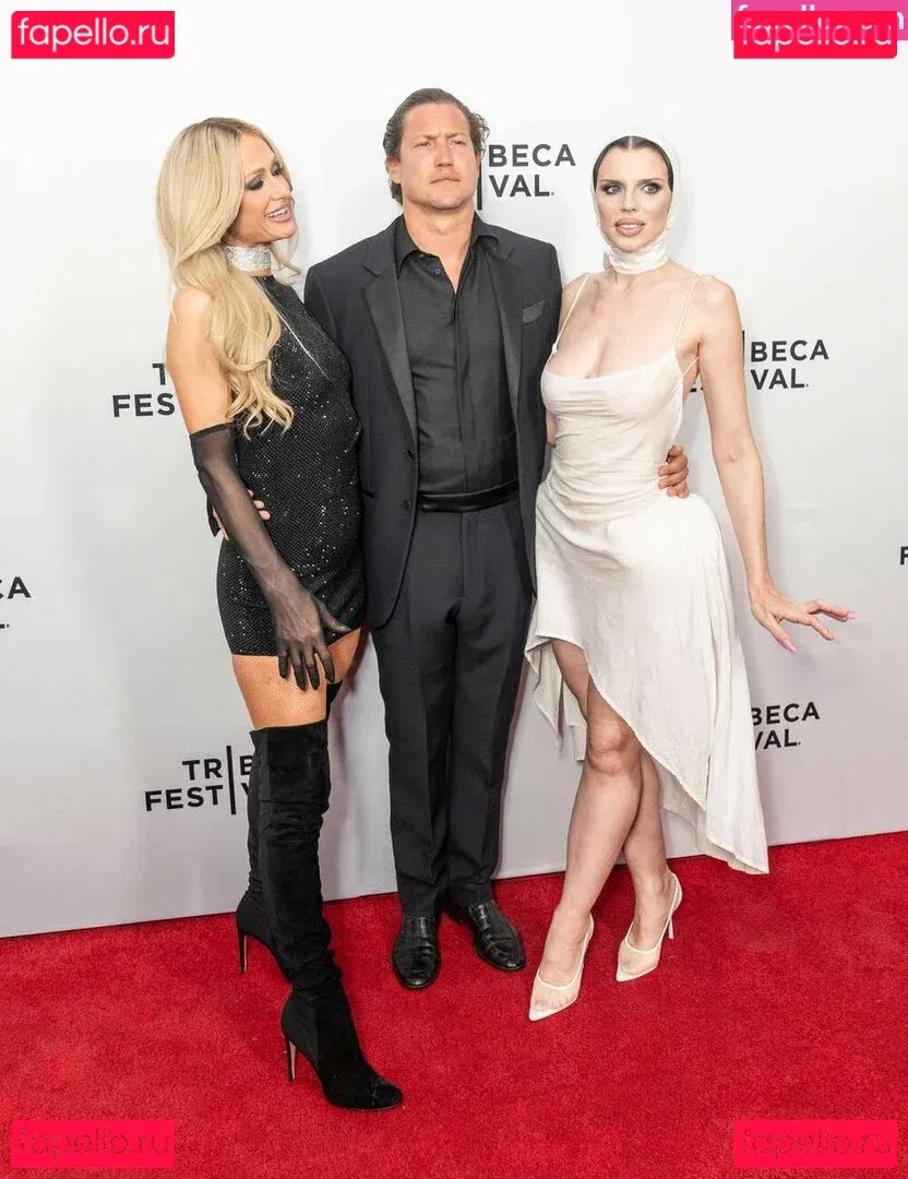 Juli Fox Onlyfans Photo Gallery 