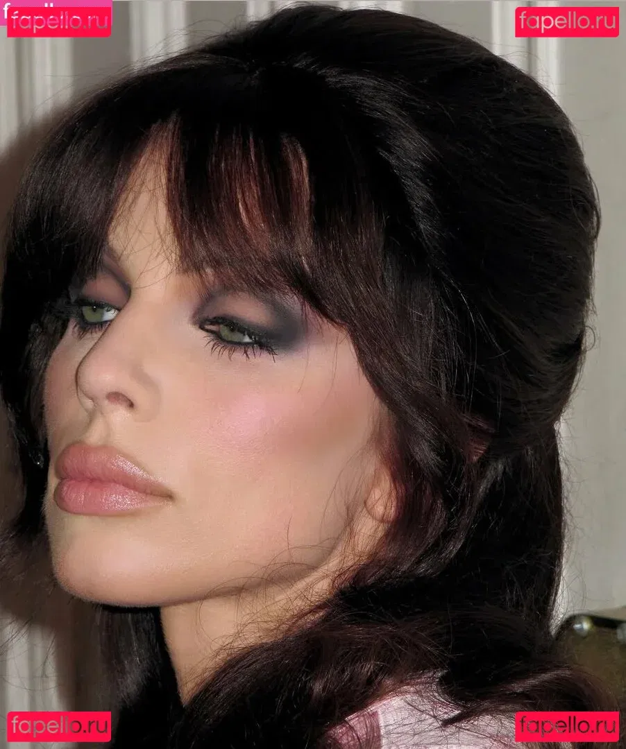 Juli Fox Onlyfans Photo Gallery 