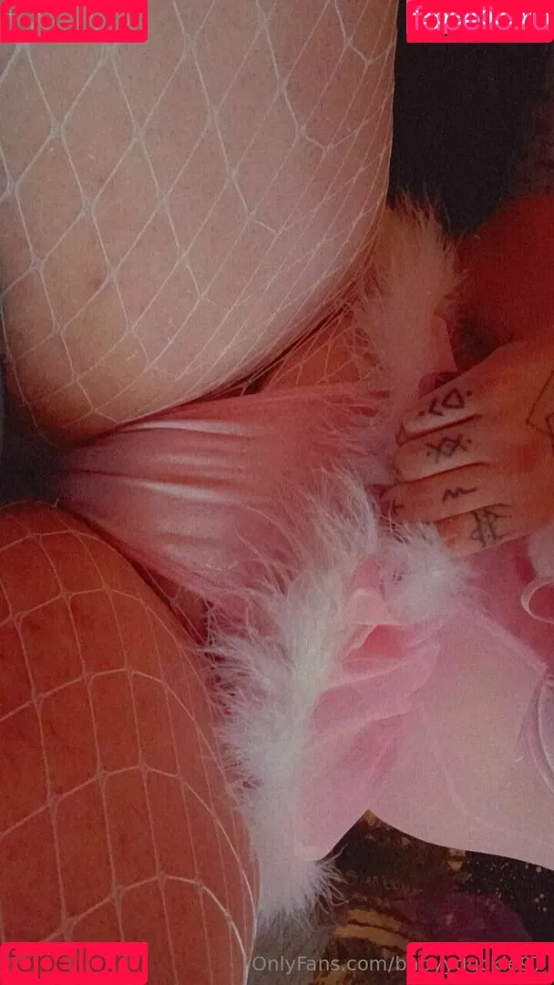 babyyduckie97 Onlyfans Photo Gallery 